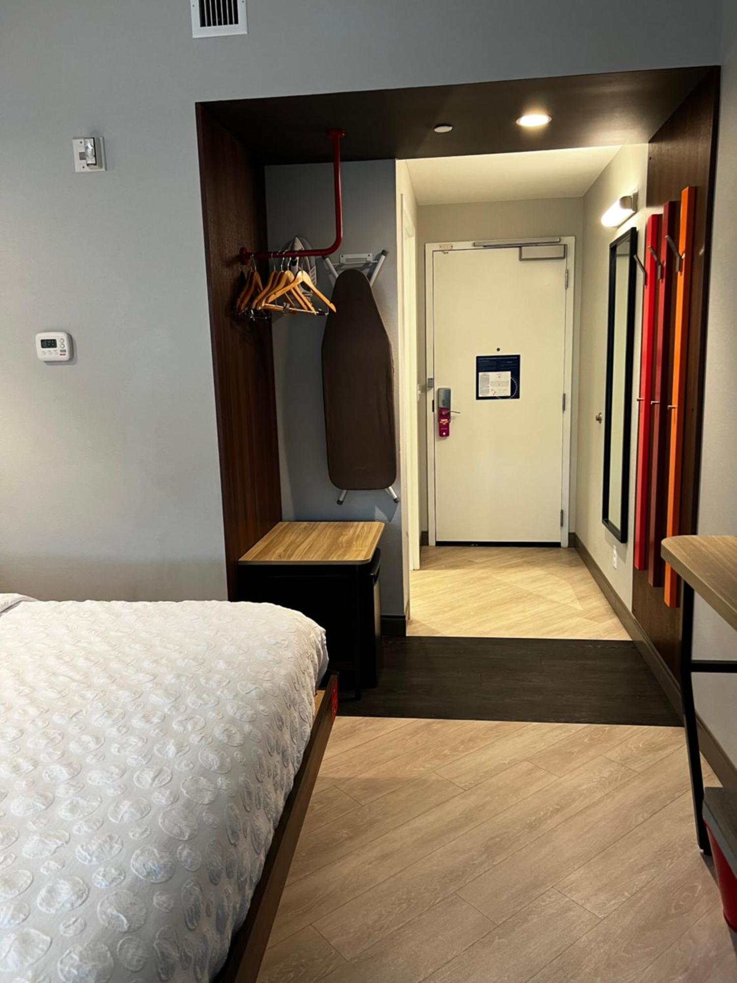 Hotel Tru By Hilton Lancaster East à Smoketown  Extérieur photo