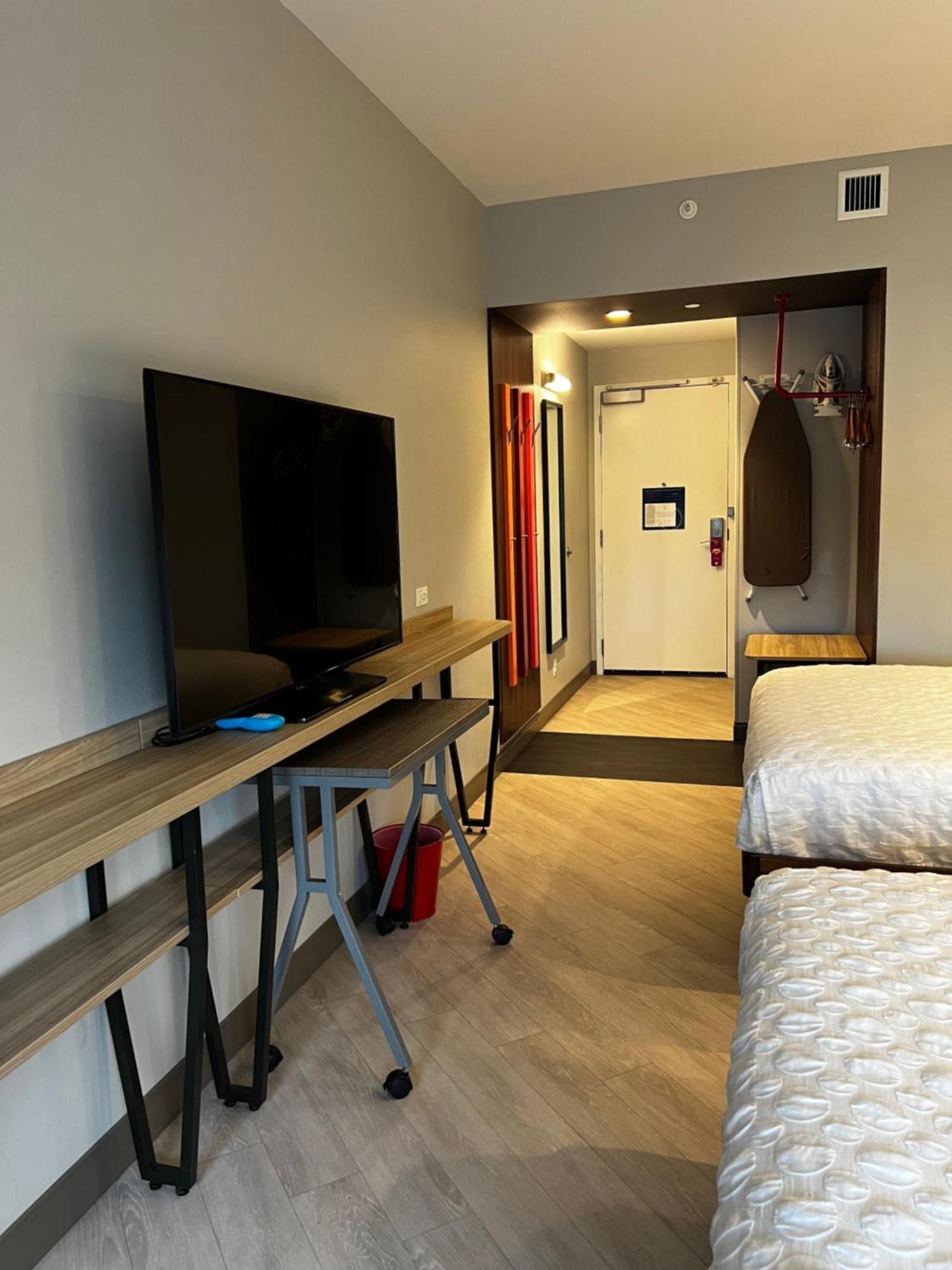 Hotel Tru By Hilton Lancaster East à Smoketown  Extérieur photo