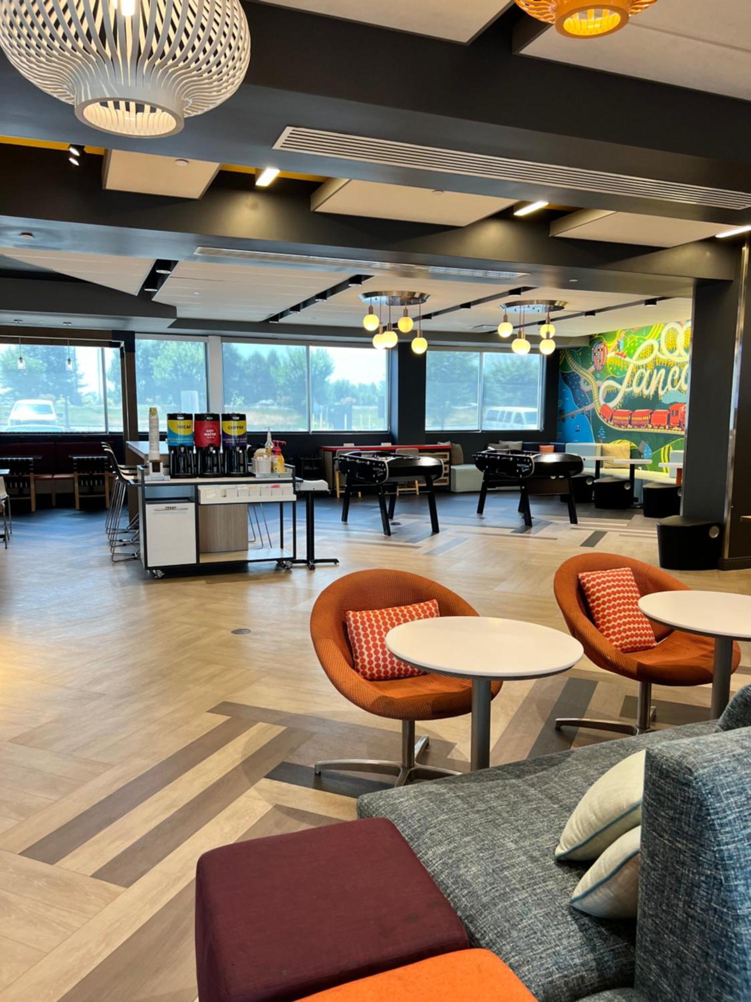 Hotel Tru By Hilton Lancaster East à Smoketown  Extérieur photo
