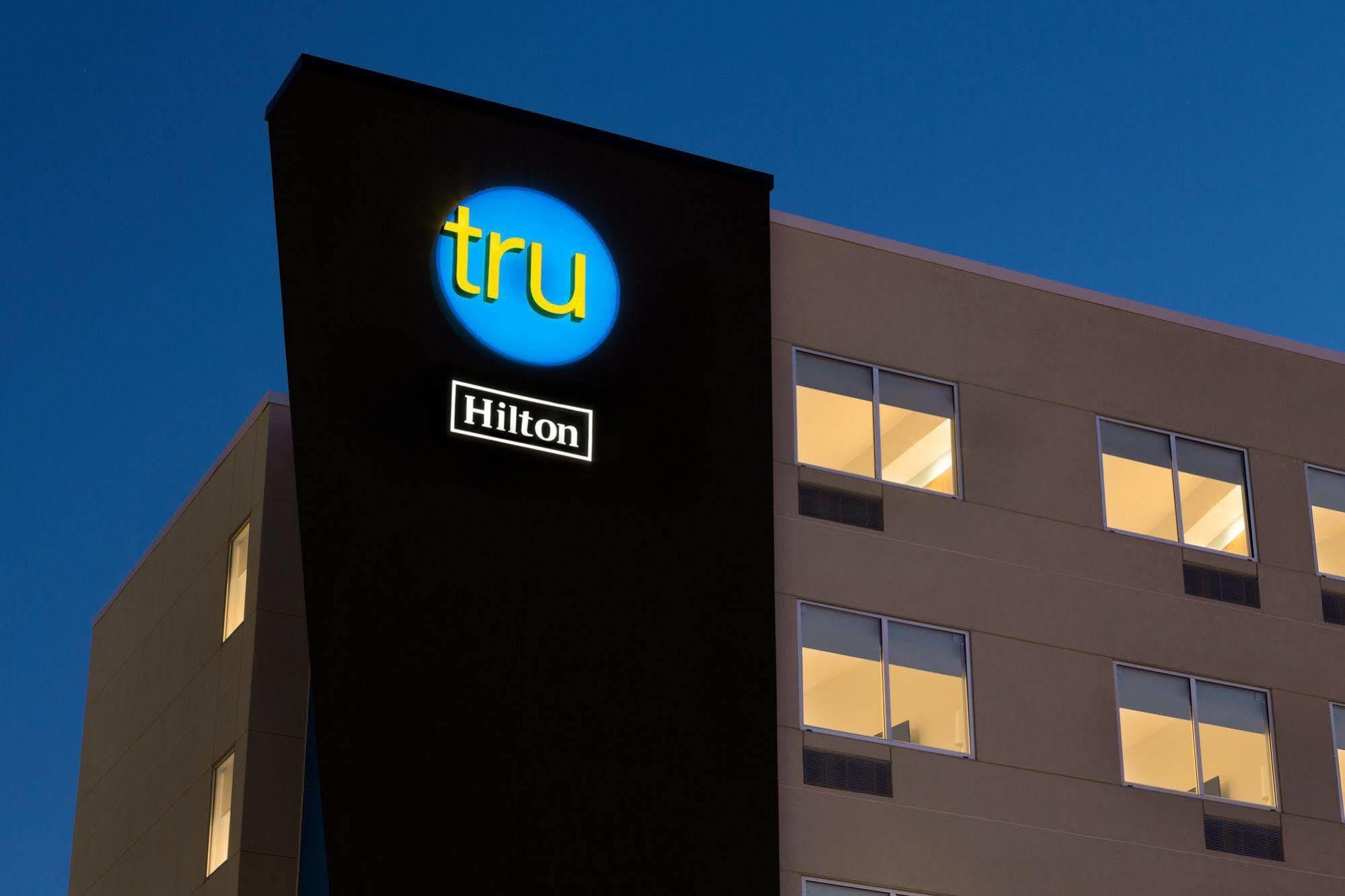 Hotel Tru By Hilton Lancaster East à Smoketown  Extérieur photo